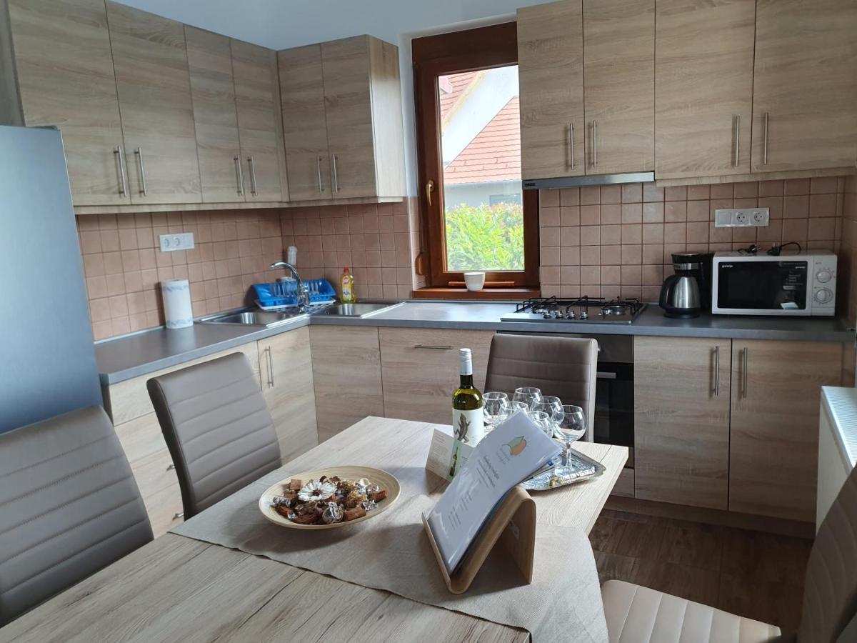 Vila Arvalanyhaj Vendeghaz Balatonakali Exteriér fotografie
